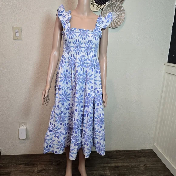 Hill House Home The Ellie Nap Dress Blue White Floral Smocked Midi Dress Medium - Picture 10 of 16